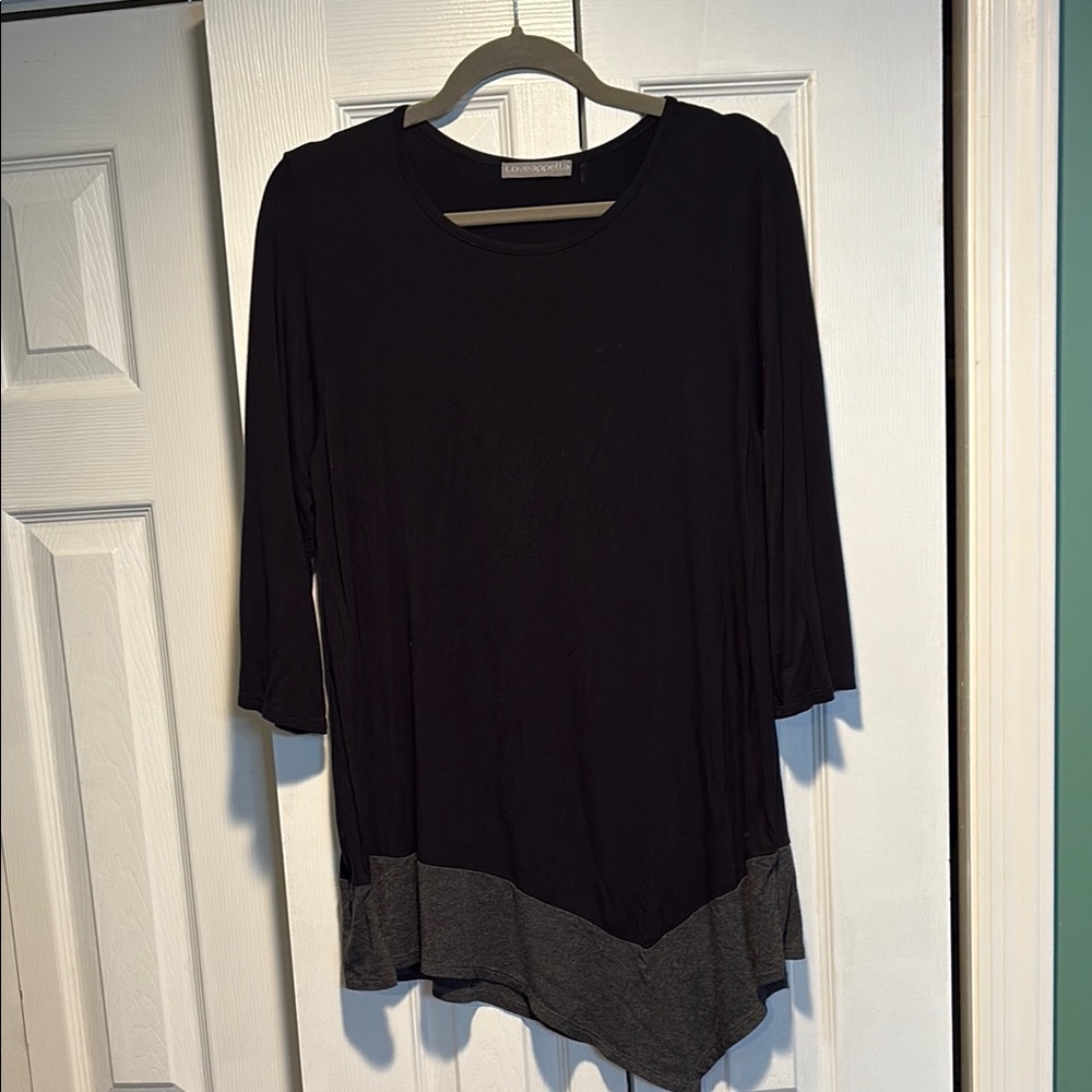 Loveappella Black and Gray Tunic Top